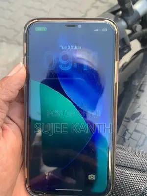 Apple iPhone 11 (Used)