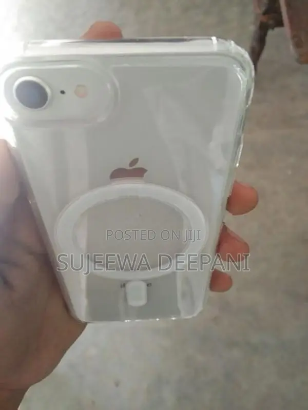 Apple iPhone 8 (Used)