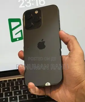 Apple iPhone 16 Pro Max 256GB (Used)