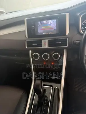 Mitsubishi Xpander Cross 2020