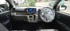 Daihatsu Mira E.S 2026