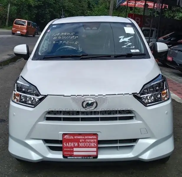 Daihatsu Mira E.S 2026
