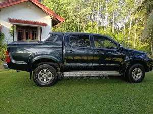 Toyota Hilux 2011