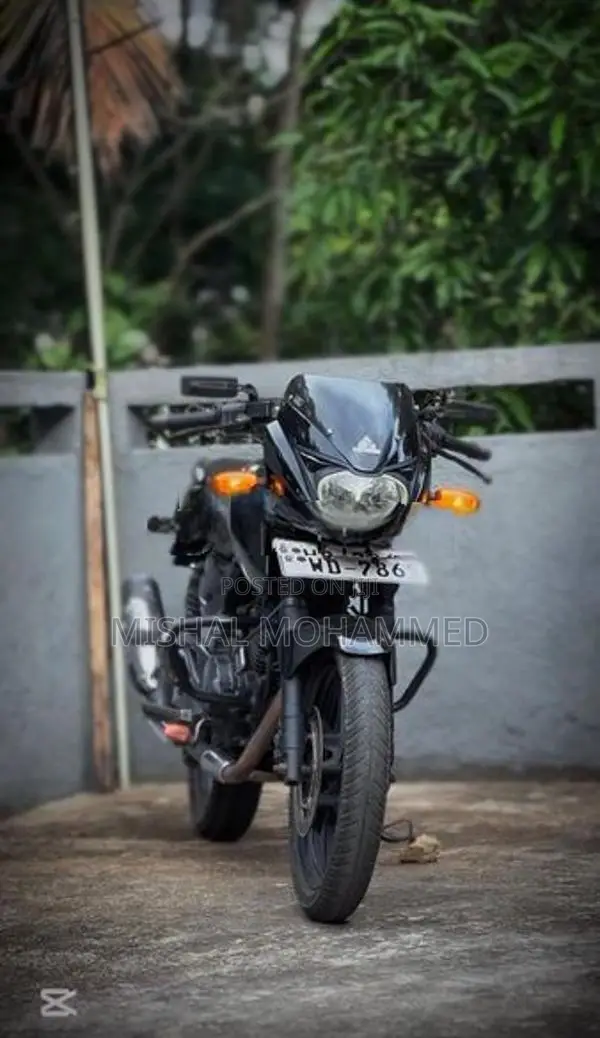 Bajaj Pulsar 180 2010