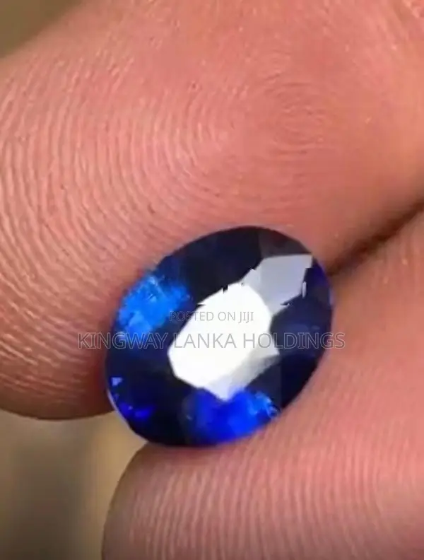 Natural Blue Sapphire Gem