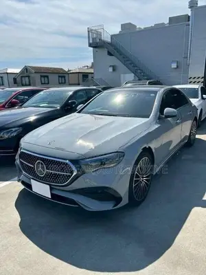 Mercedes Benz E350 AMG LINE NIGHT EDI 2025