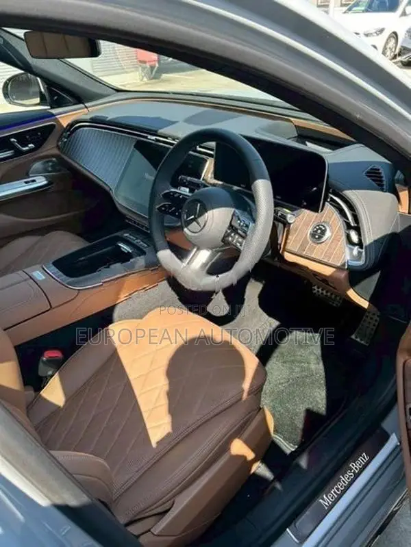 Mercedes Benz E350 AMG LINE NIGHT EDI 2025