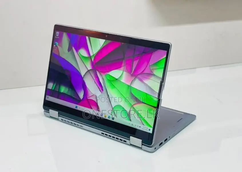 2 in 1 Latitude 5320 i7 11th Gen 16GB Rotatable touch screen