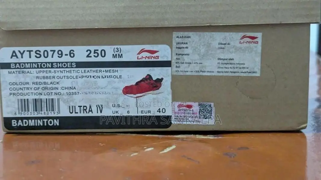 Li Ning Ultra Iv Non Marking Cushion Badminton Shoe