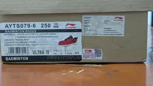 Li Ning Ultra Iv Non Marking Cushion Badminton Shoe