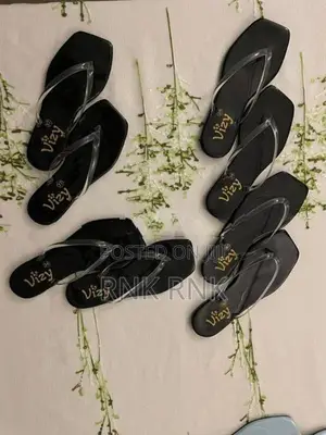 normal flat slippers