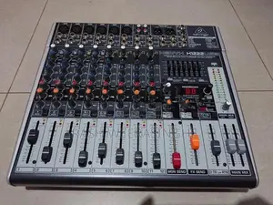 Behringer XENYX X1222 USB Mixer