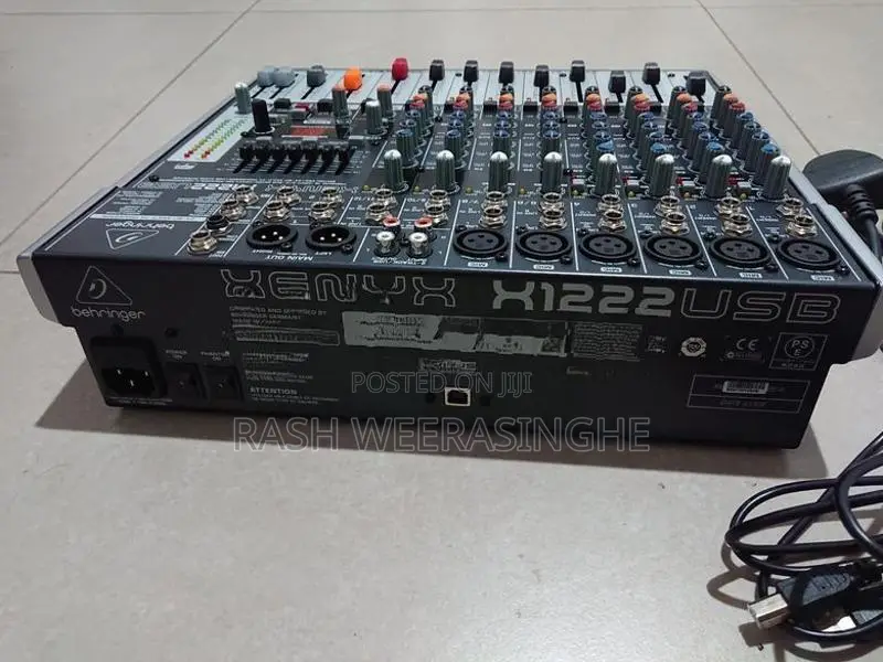 Behringer XENYX X1222 USB Mixer