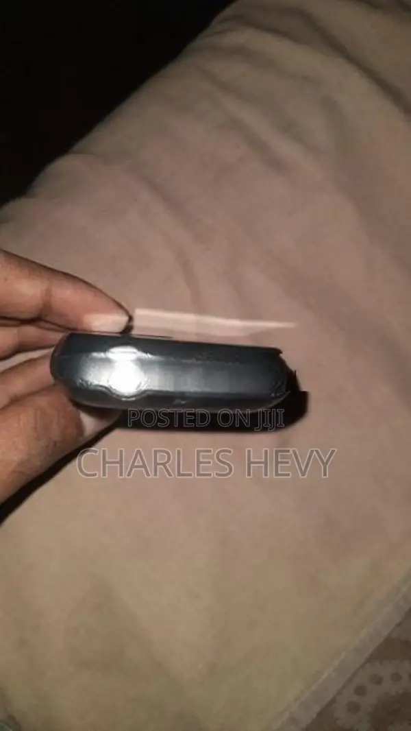 Black view SBC button phone (Used)