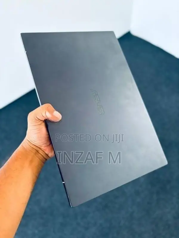 Asus Expertbook B1500CEAE