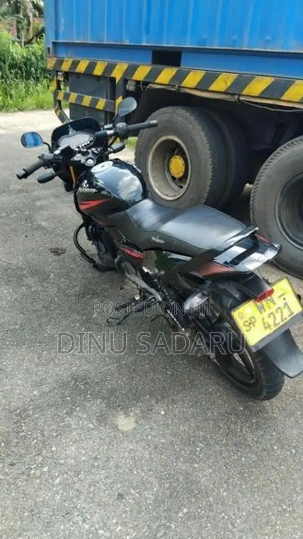 Bajaj Pulsar 150 2012