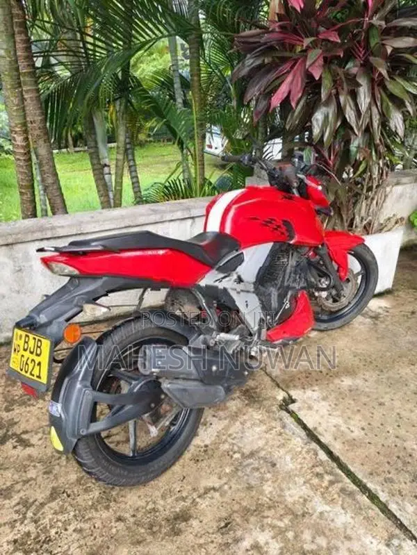 TVS Apache RTR 160 2020