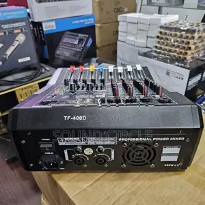 4 Channel 900w Powered Mixer