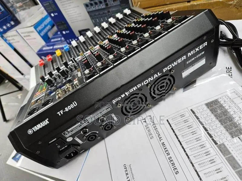 8 Channel 1100w Powered Mixer
