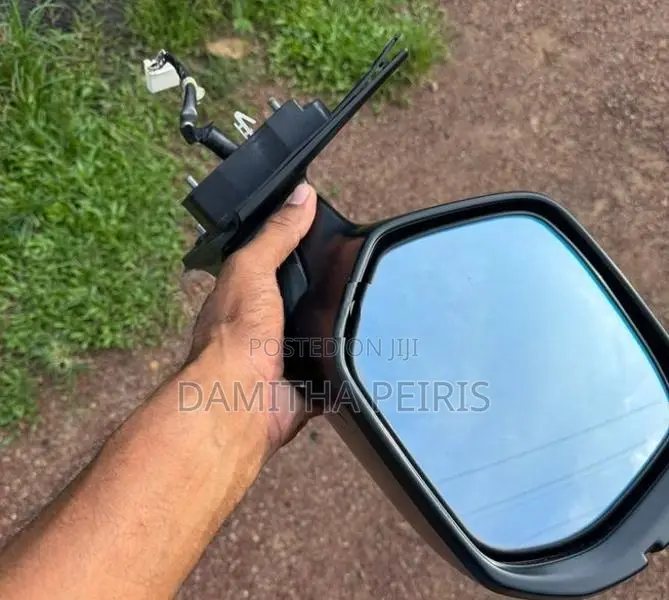 Honda vezel side mirror