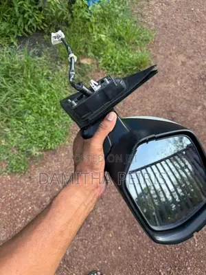 Honda vezel side mirror