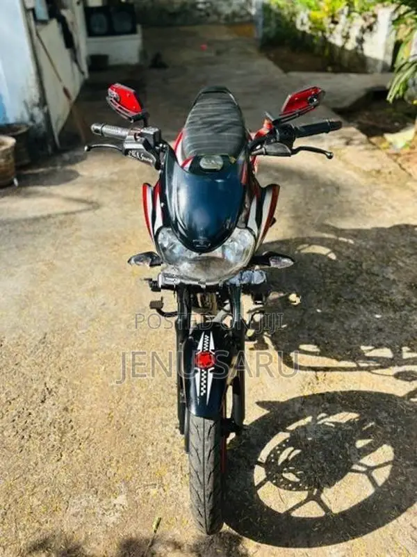 Bajaj Discover 125 2025