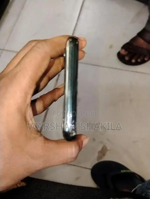 Samsung Galaxy A50 S (Used)