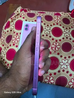 Apple iPhone 16 128gb (Used)