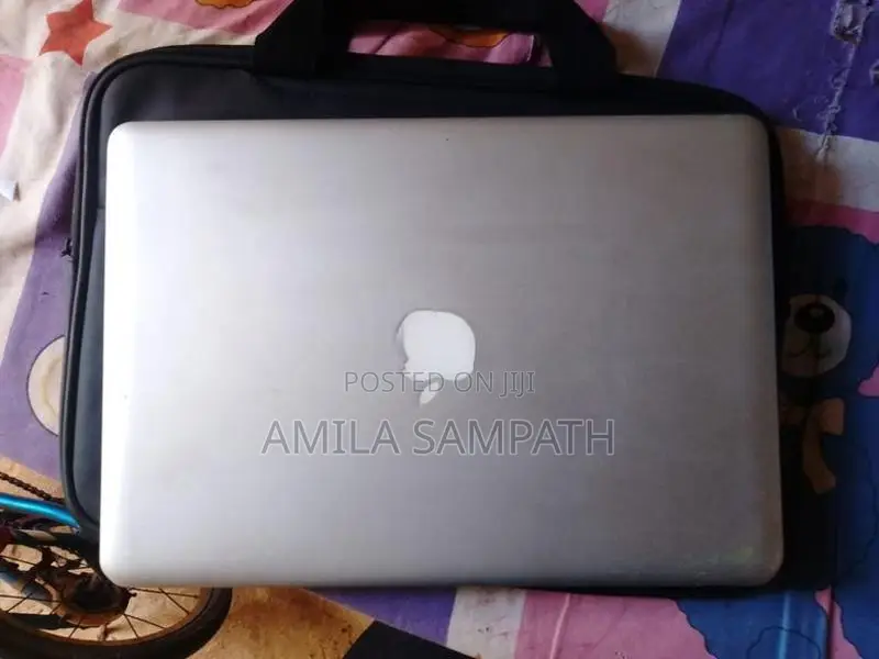 Apple MacBook Air