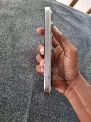 Apple iPhone 15 Pro (Used)
