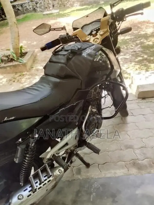 Bajaj Pulsar 150 2012