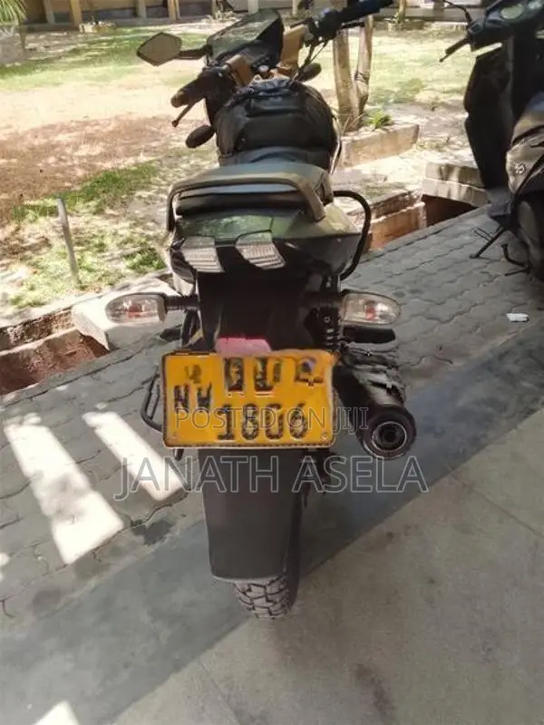 Bajaj Pulsar 150 2012