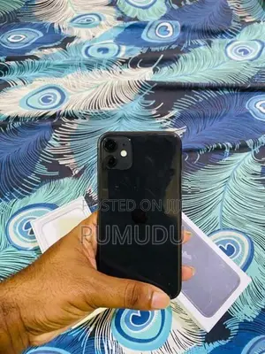 Apple iPhone 11 (Used)