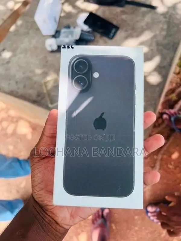 Apple iPhone 16 (Used)