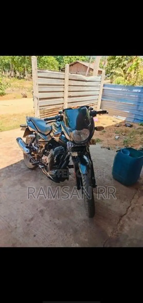 Bajaj Pulsar 150 2013