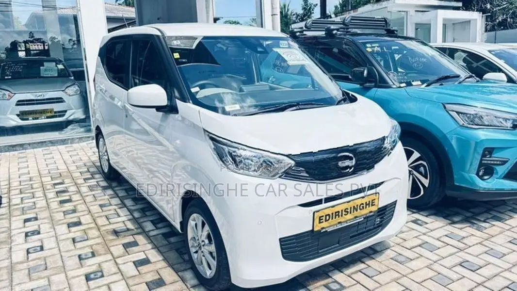 Nissan Dayz X Grade Pearl White 2025