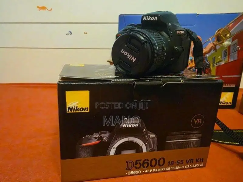 Nikon D5600 Camera Full Set