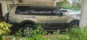 Mitsubishi Montero 2007