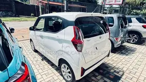 Nissan Dayz X Grade Pearl White 2025