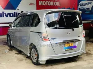 Honda Freed 2015