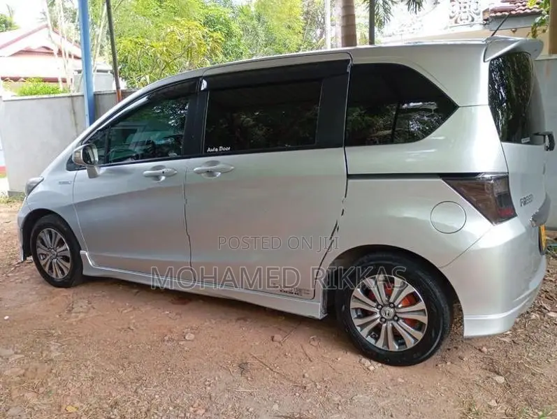 Honda Freed 2015