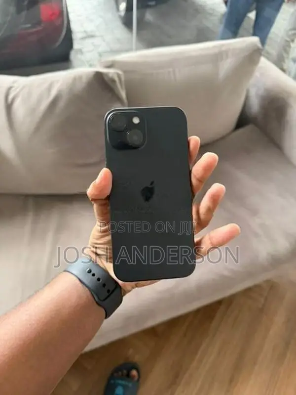 Apple iPhone 15 128GB (Used)