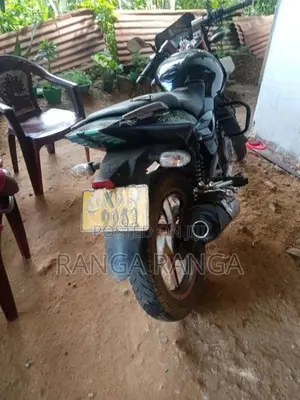 Bajaj Pulsar 180 2012