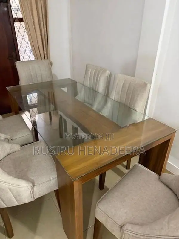 Kitchen Table with Cushioned Chairs