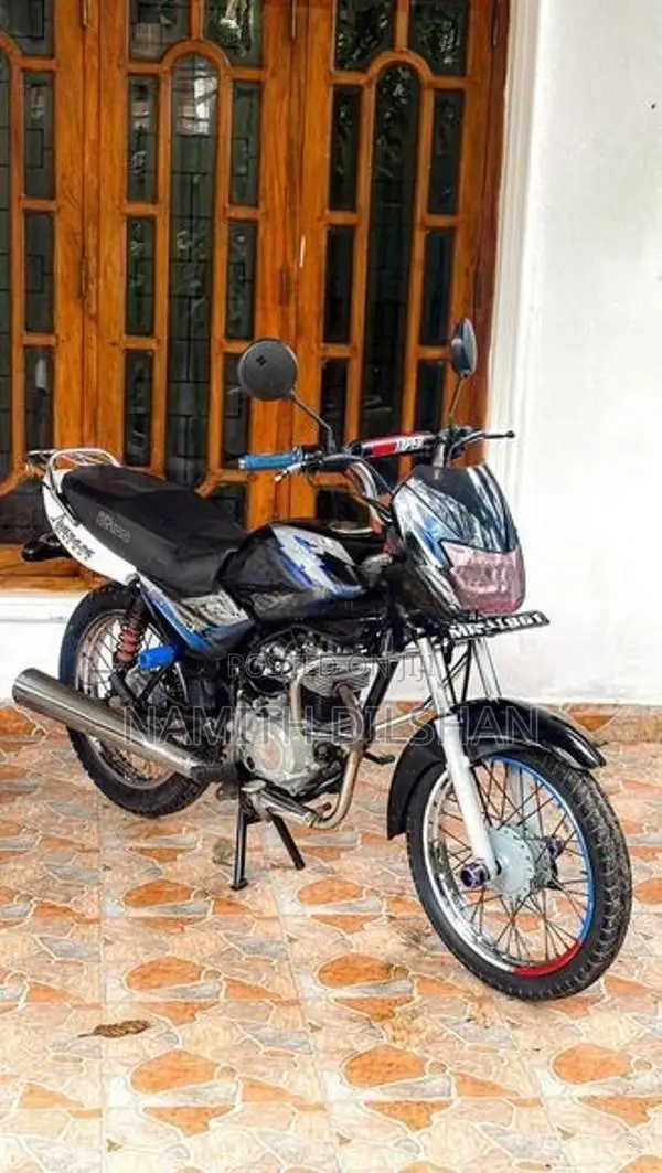Bajaj CT100 2006