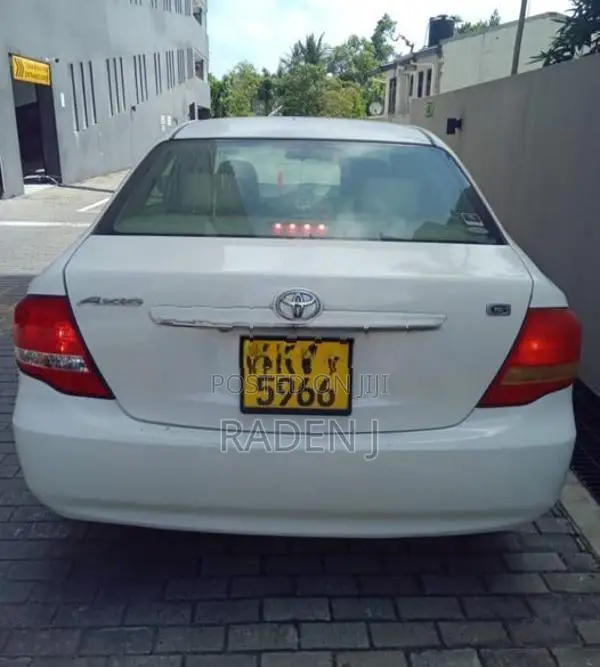 Toyota Axio 2008