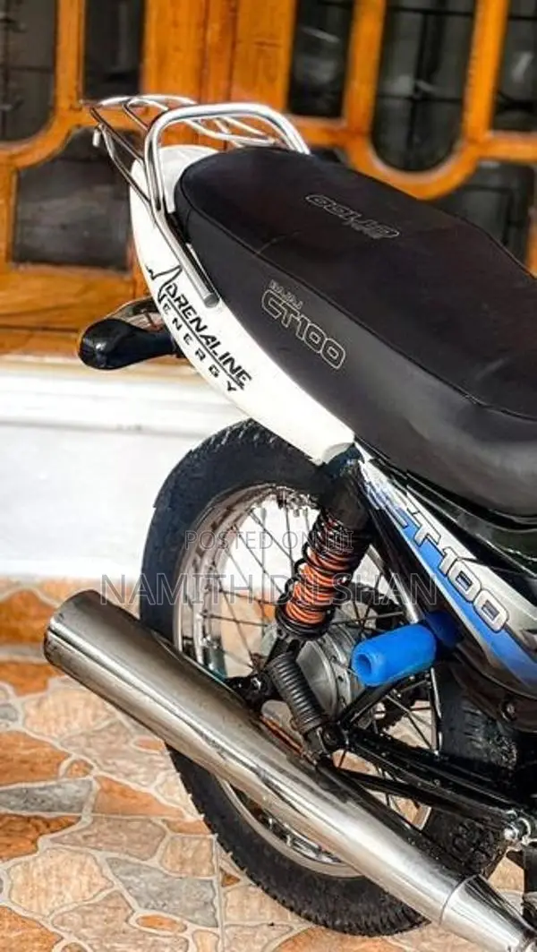 Bajaj CT100 2006