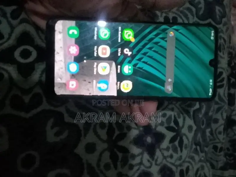 Samsung Galaxy A32 128GB (Used)