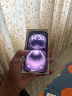 Apple iPhone 16 128GB (Used)