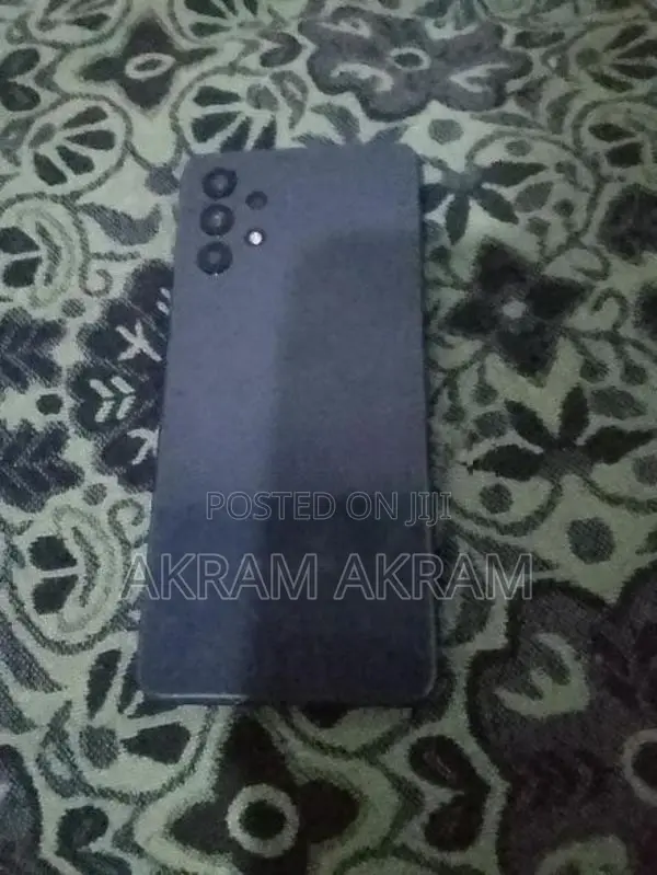 Samsung Galaxy A32 128GB (Used)